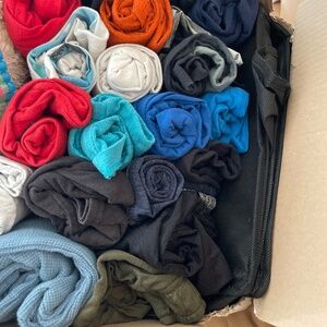 Lot of T-shirts -small